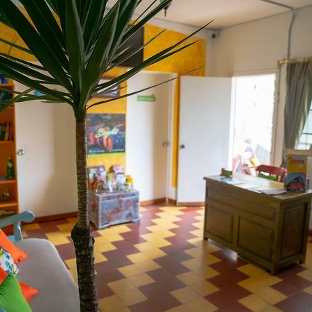 Los Andes Hostel Меделин Екстериор снимка