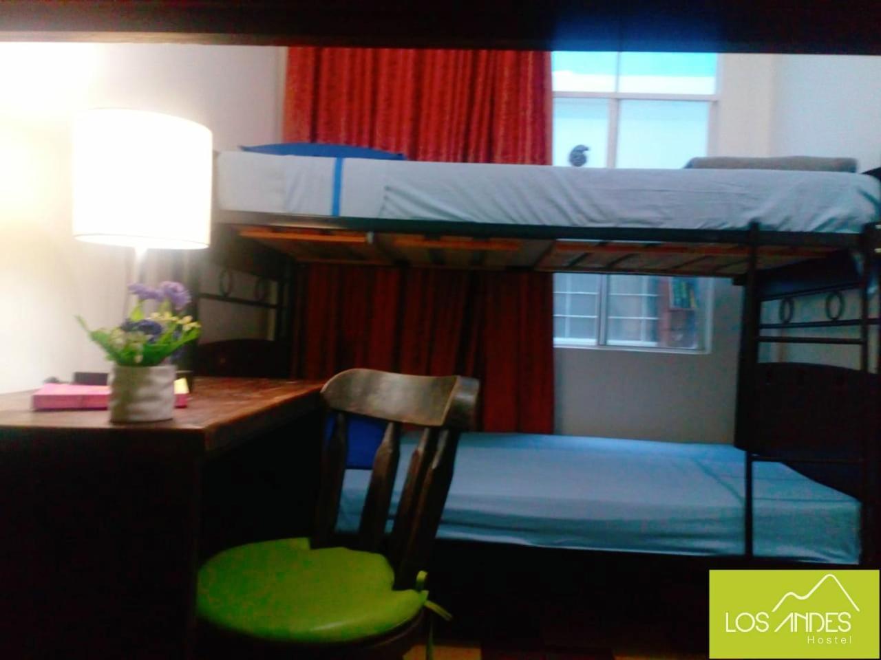 Los Andes Hostel Меделин Екстериор снимка