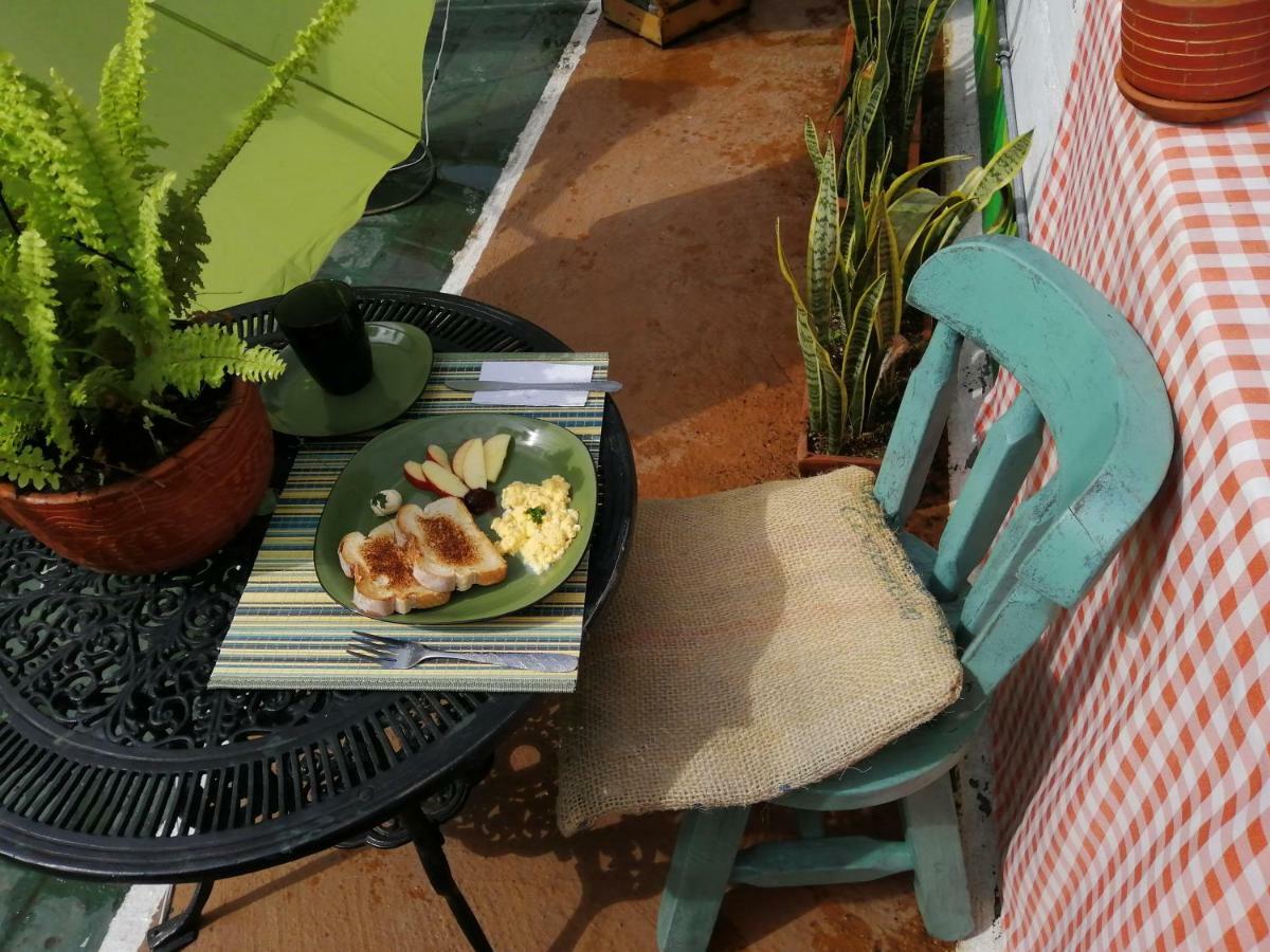Los Andes Hostel Меделин Екстериор снимка
